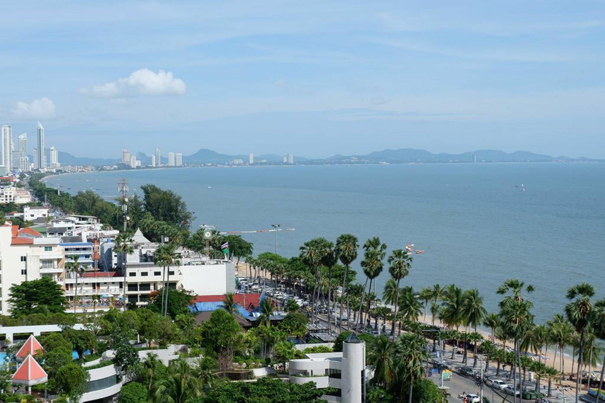Viewtalay Beachfront By Nd Pattaya Exterior foto